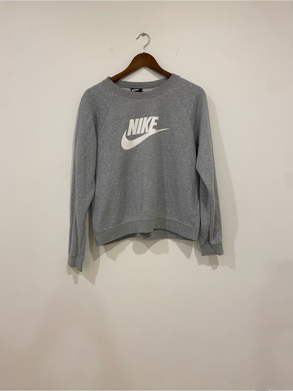 Nike Gray Logo Crew Sweatshirt - Women's - Picture 2 of 6